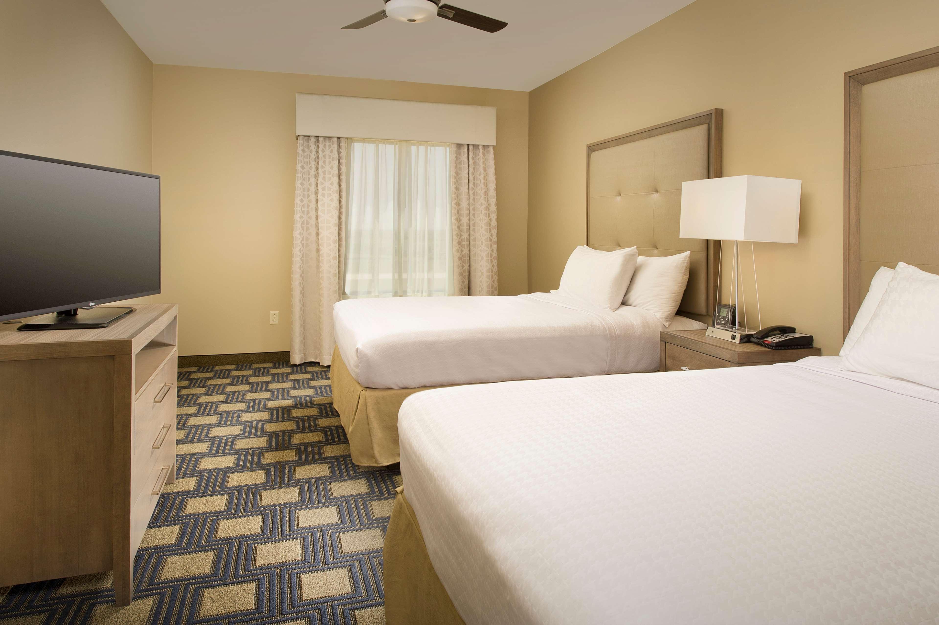 Homewood Suites By Hilton Midland Exterior foto
