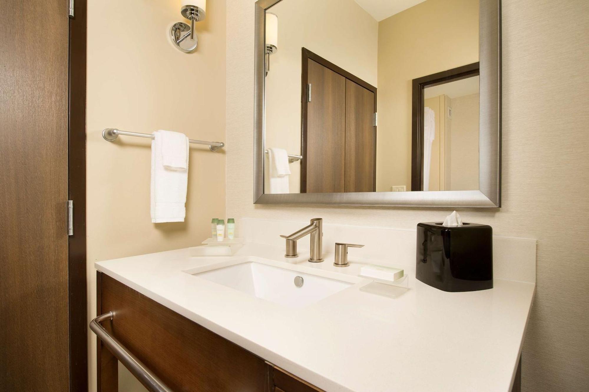 Homewood Suites By Hilton Midland Exterior foto